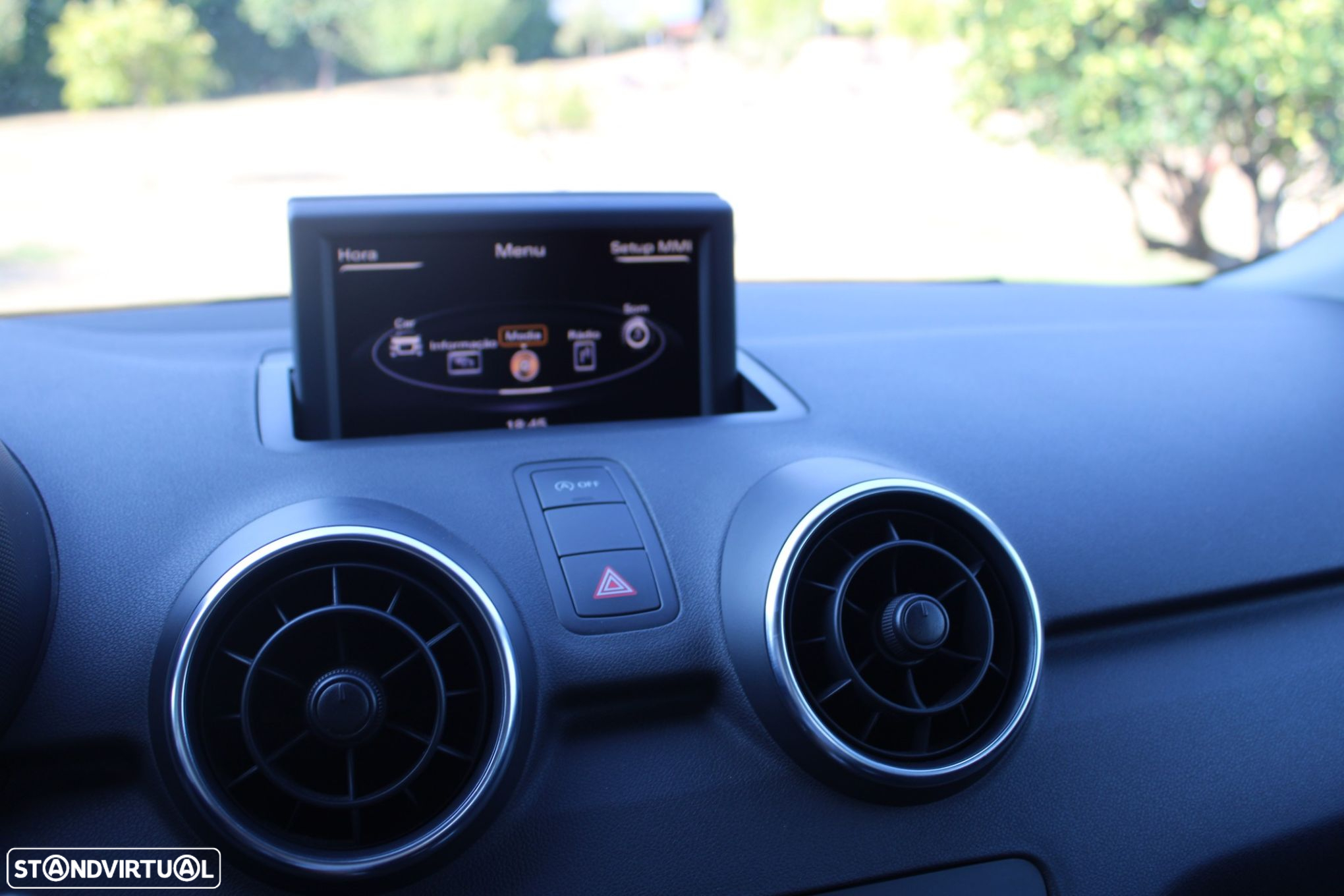 Audi A1 1.6 TDI Advance - 14