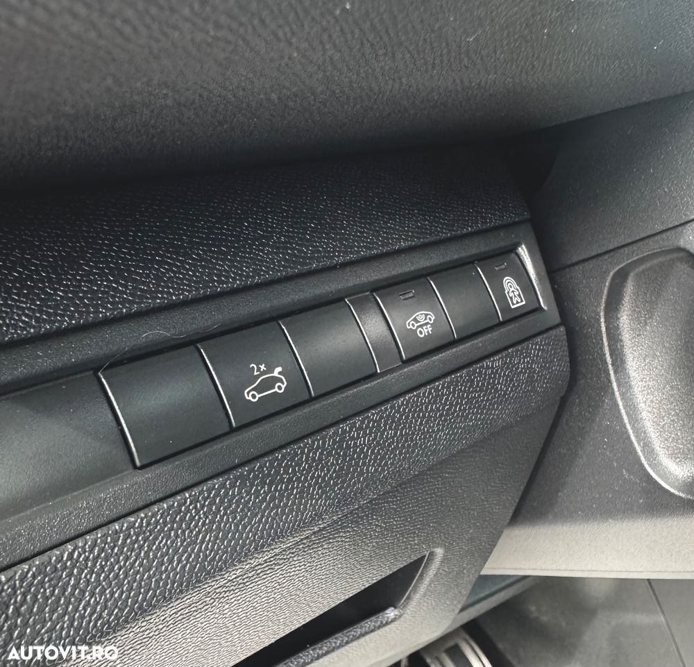 Peugeot 3008 BlueHDi 130 Stop & Start EAT8 GT Pack - 17