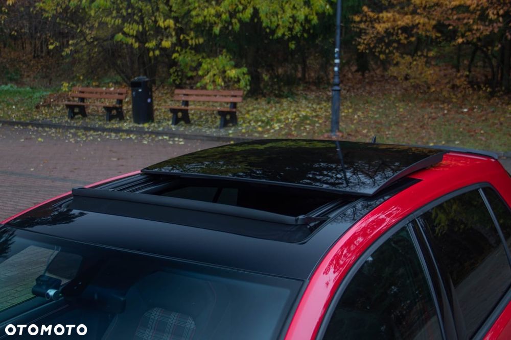 Volkswagen Golf - 11