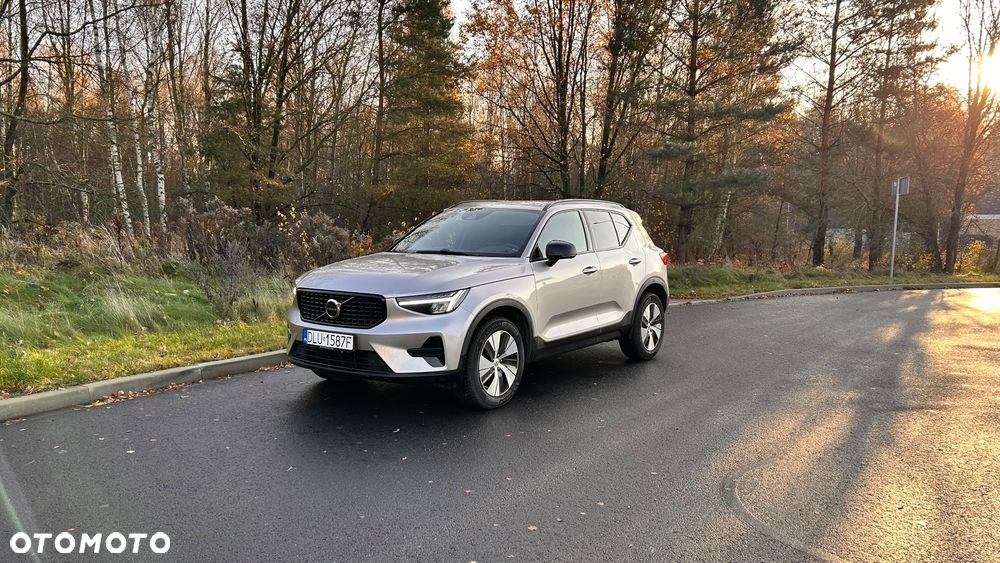 Volvo XC 40 T2 Plus Dark - 1