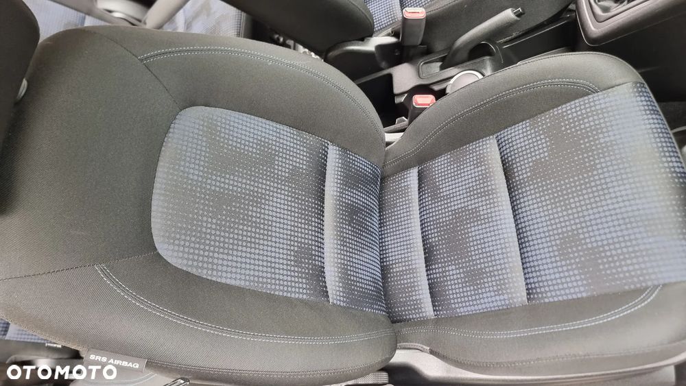 Hyundai ix20 1.4 blue Comfort - 20