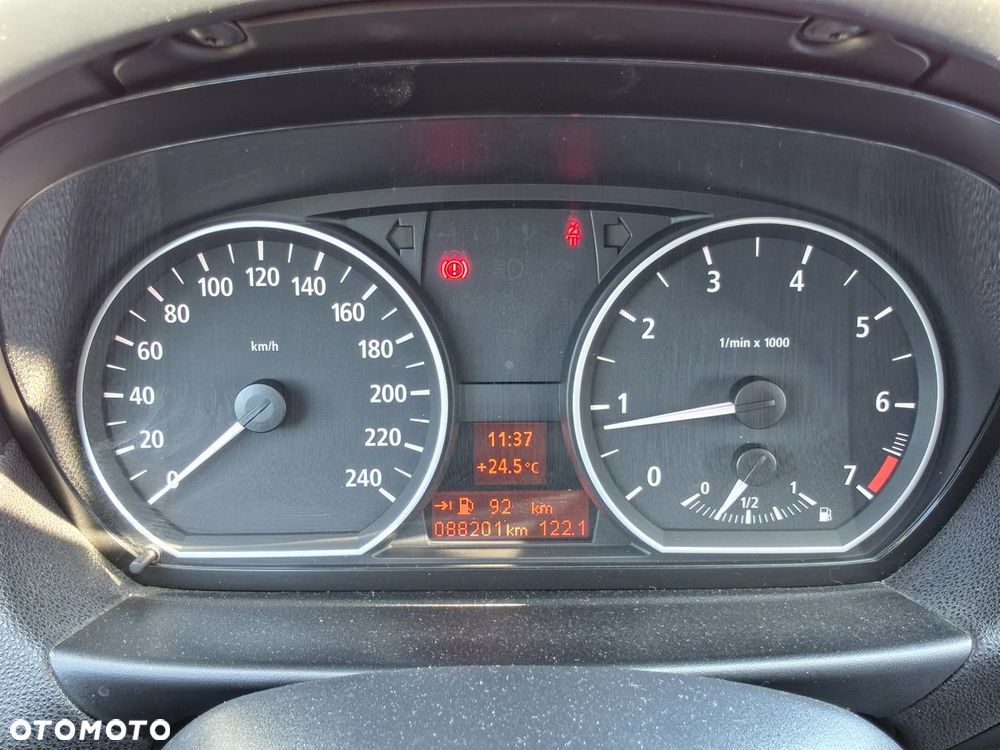 BMW Seria 1 116i - 17