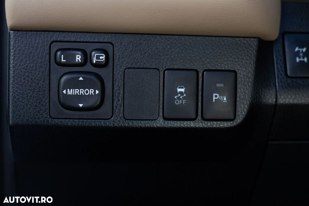 Toyota RAV4 - 9