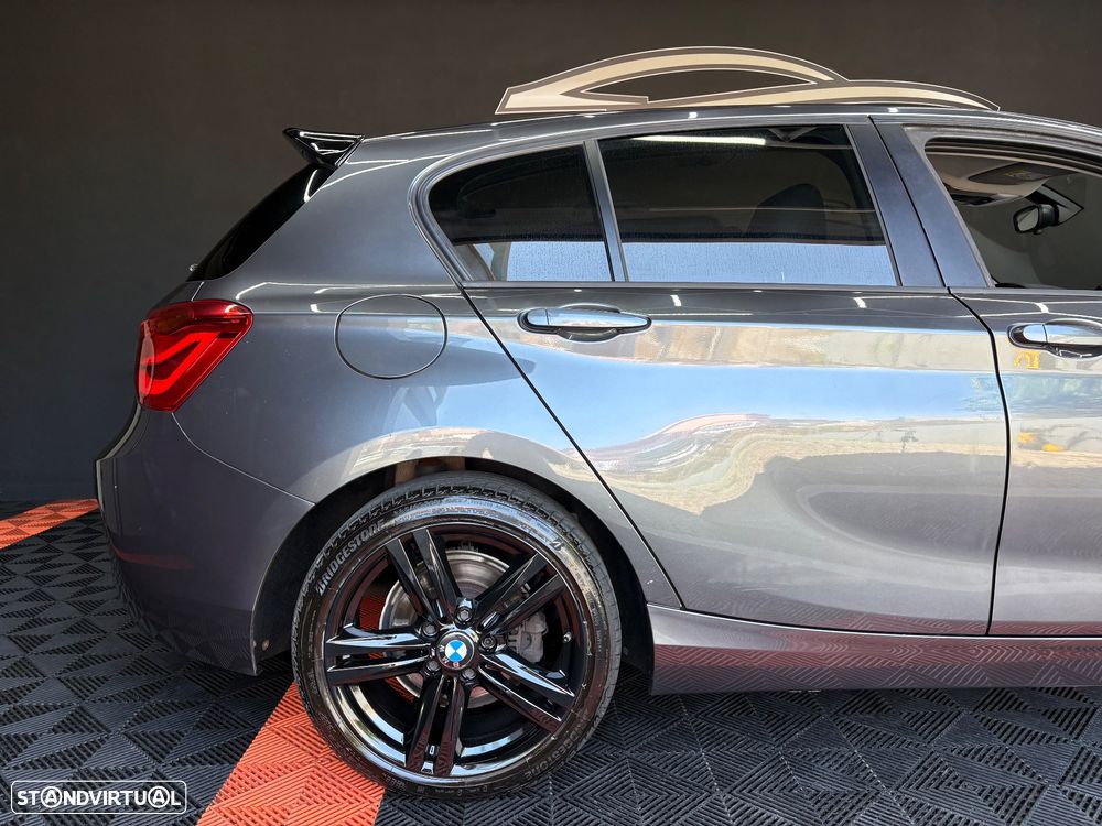 BMW 116 d Line Sport - 24