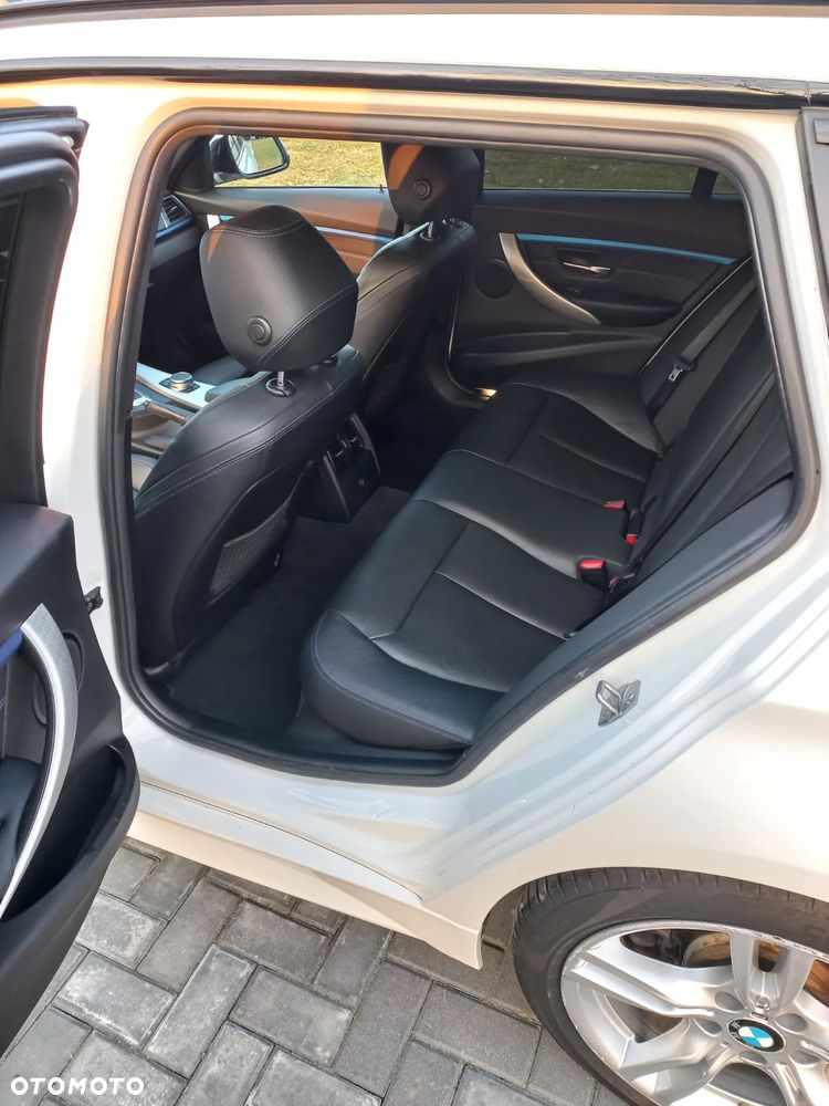 BMW Seria 3 318i GPF M Sport Shadow - 15