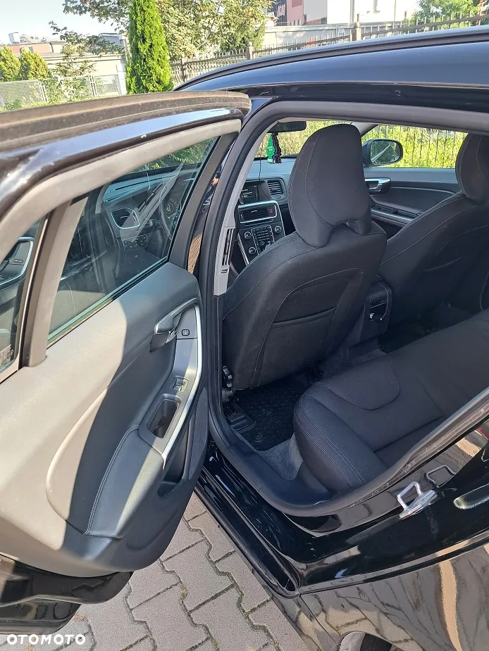 Volvo V60 D2 Drive-E Kinetic - 6