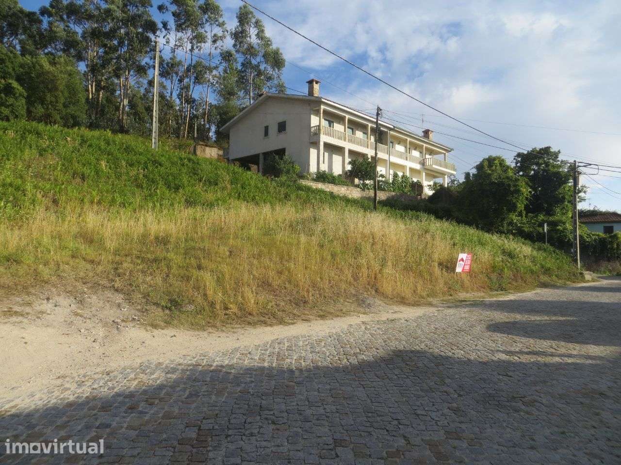 Terreno para construção em Burgães - Grande imagem: 2/4
