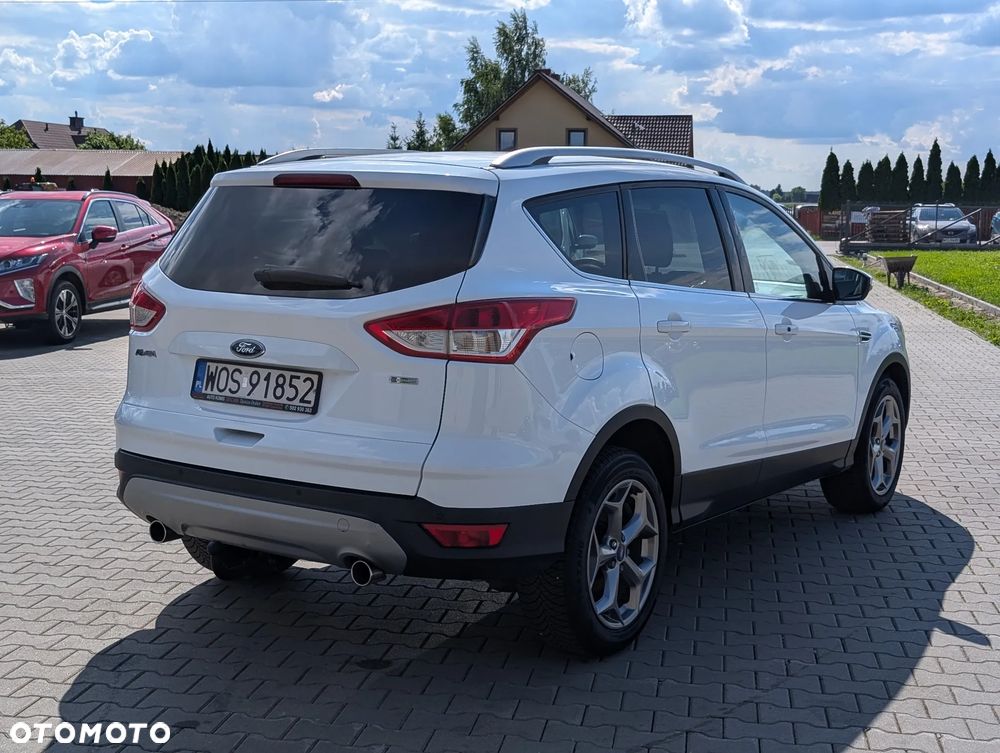 Ford Kuga 1.6 EcoBoost 2x4 Titanium - 16