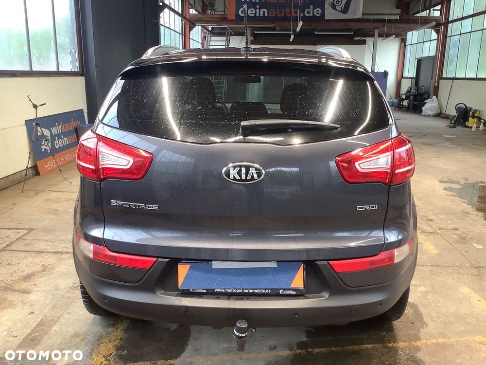 Kia Sportage 2.0 CRDI 4WD Automatik Spirit - 6