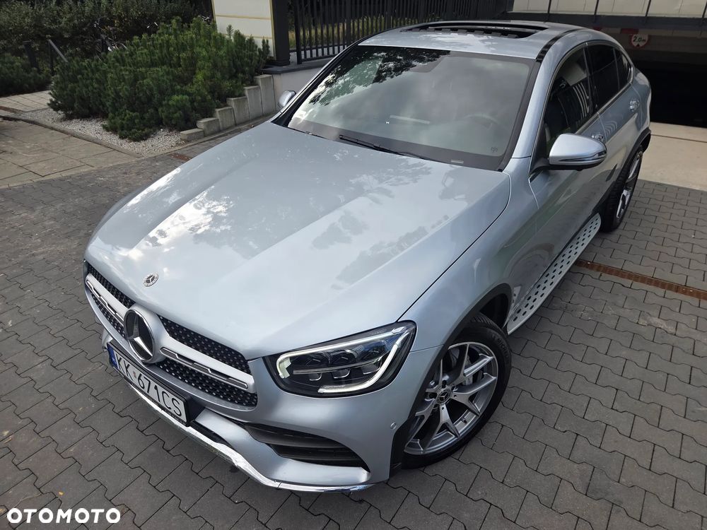 Mercedes-Benz GLC 200 4Matic 9G-TRONIC AMG Line Plus - 31