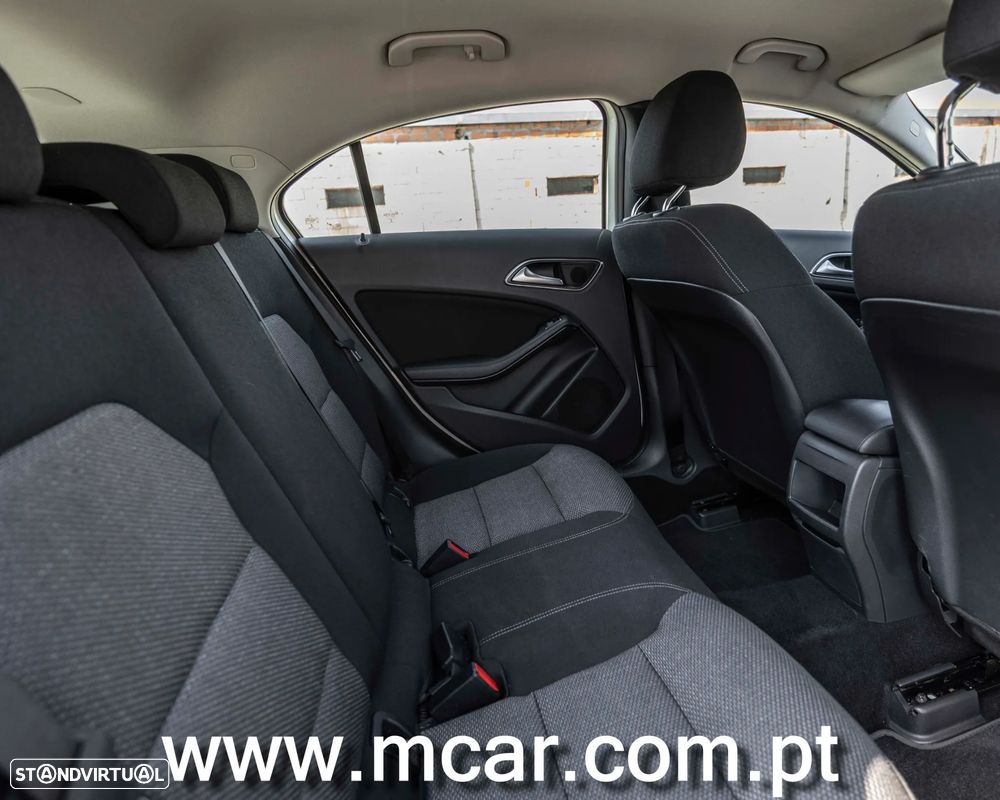 Mercedes-Benz A 180 - 16