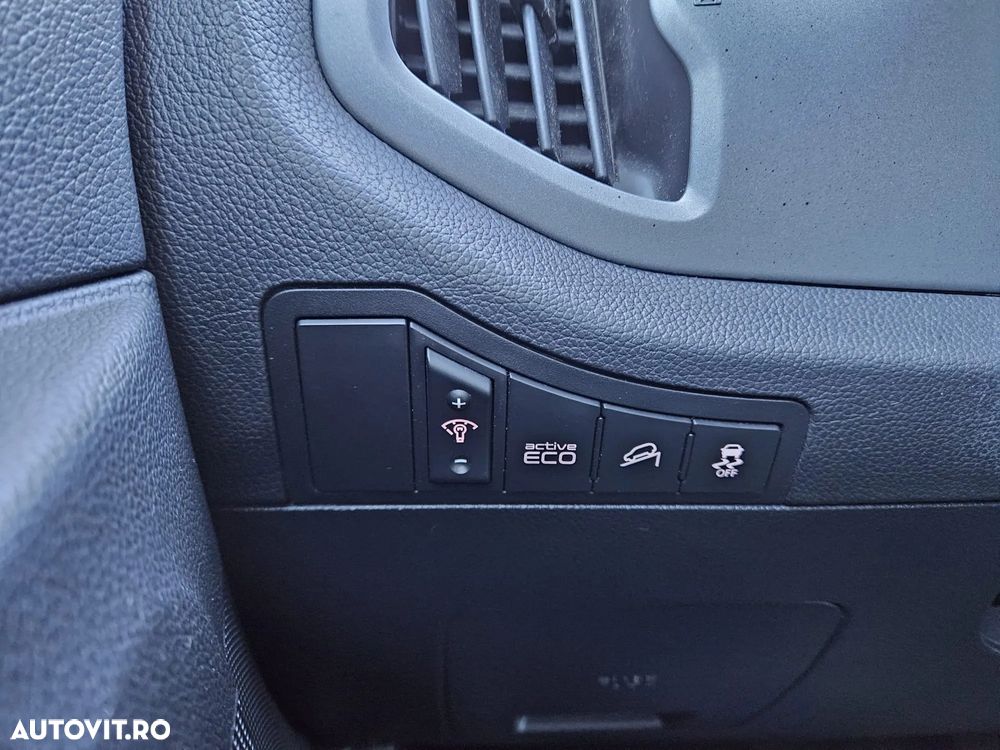 Kia Sportage 2.0 CRDI 184 AWD Aut. Platinum Edition - 13