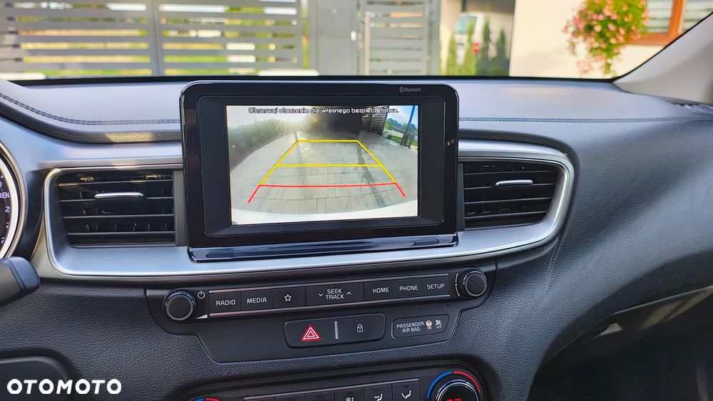 Kia Ceed 1.6 CRDi SCR M - 11