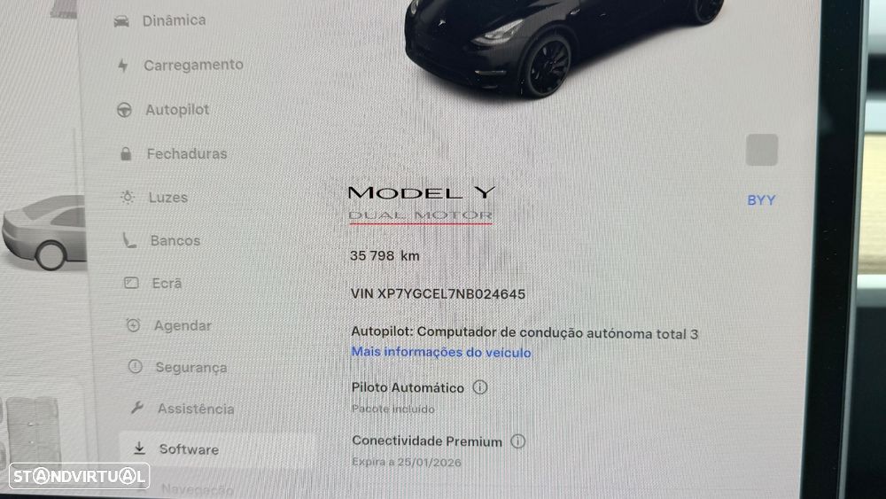 Tesla Model Y Performance Dual Motor AWD - 29