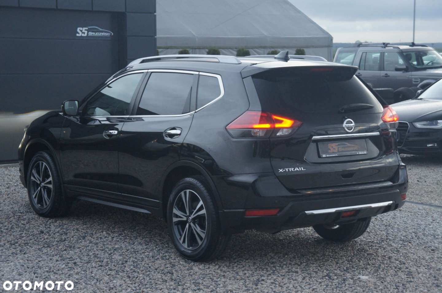 Nissan X-Trail - 5