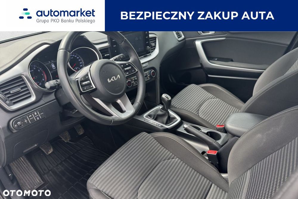 Kia Ceed 1.5 T-GDI M - 11