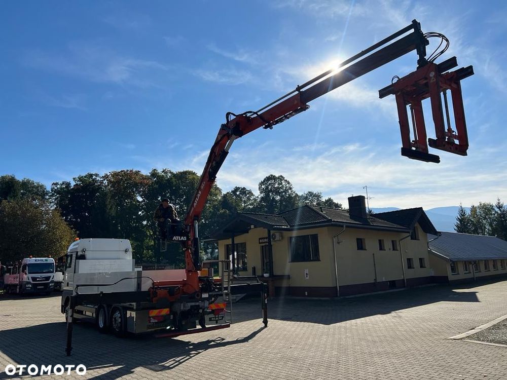 MAN 26.460 TGX skrzyniowy z HDS ATLAS 165, 518 t.km. - 10