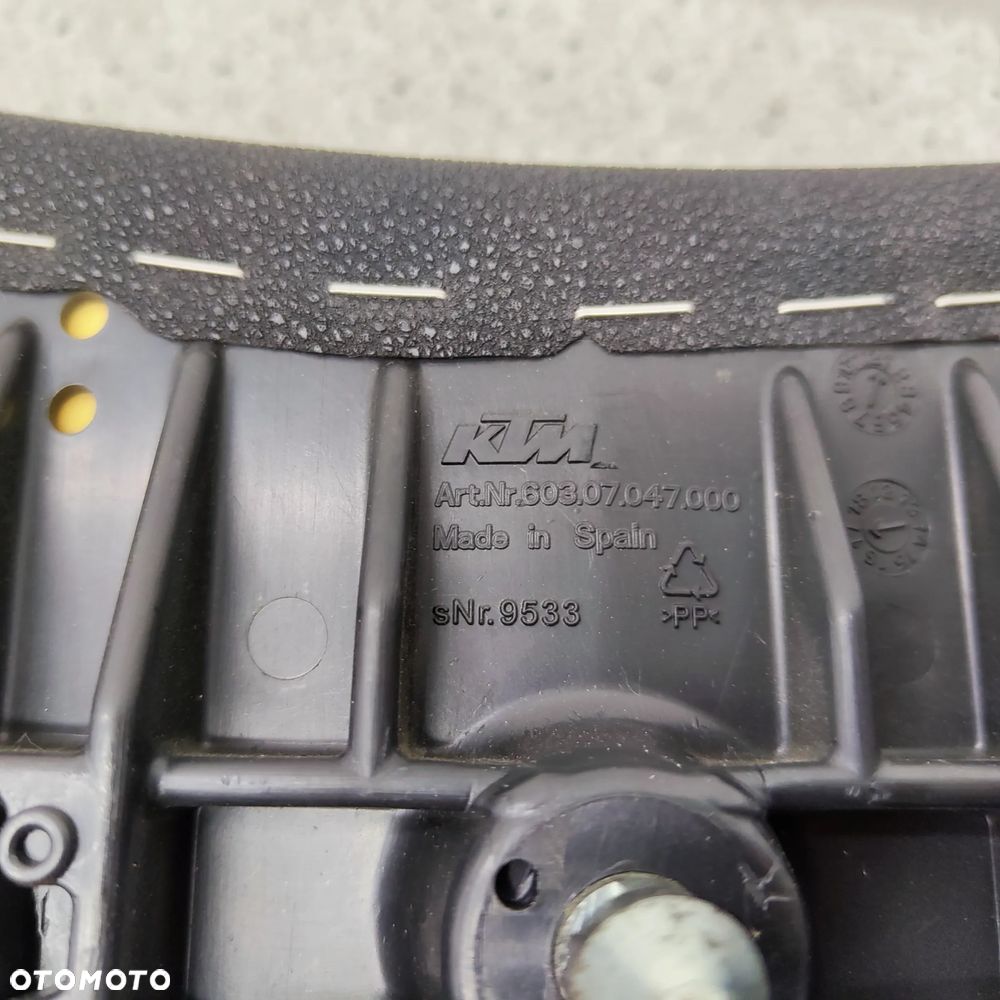 Kanapa, fotel tył, siedzenie pasażera KTM 1190 Adventure - 19