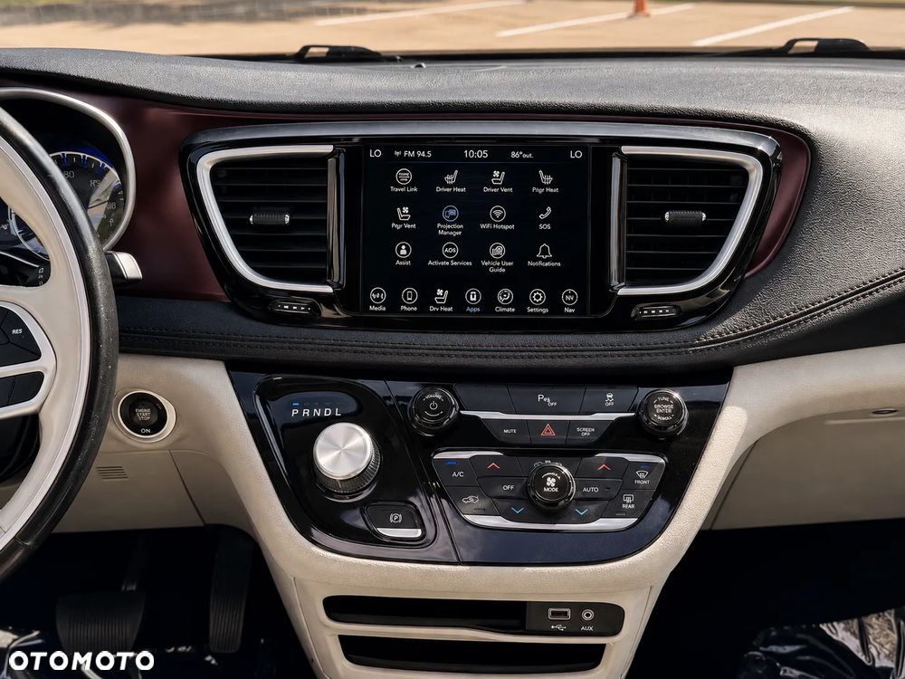 Chrysler Pacifica - 15