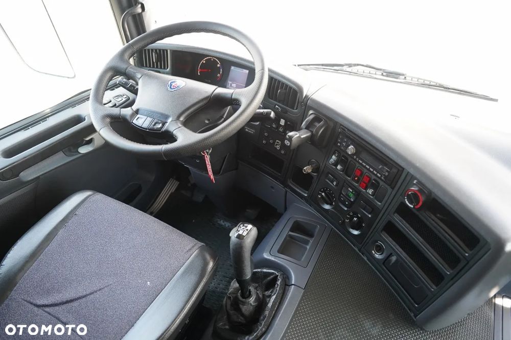 Scania P 380 / 8x4 / PODNOŚNIK KOSZOWY / PALFINGER WT 700 / WYSOKOŚĆ ROBOCZA 70 M / - 28