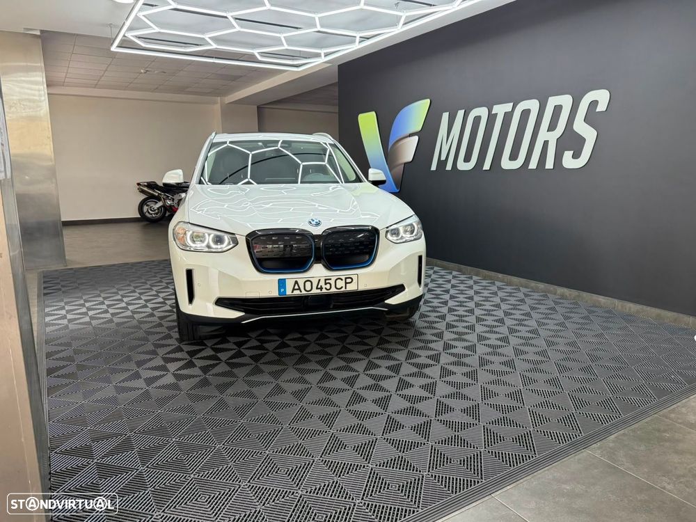 BMW iX3 Impressive - 3