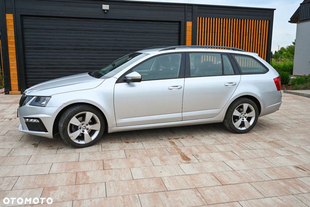 Skoda Octavia 2.0 TDI DSG Style - 4