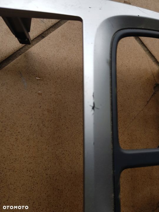 Kia Sportage II Ramka Radia - 5