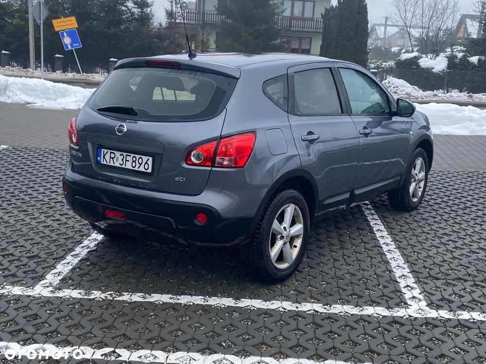 Nissan Qashqai 2.0 dCi 4x4 Lounge - 4