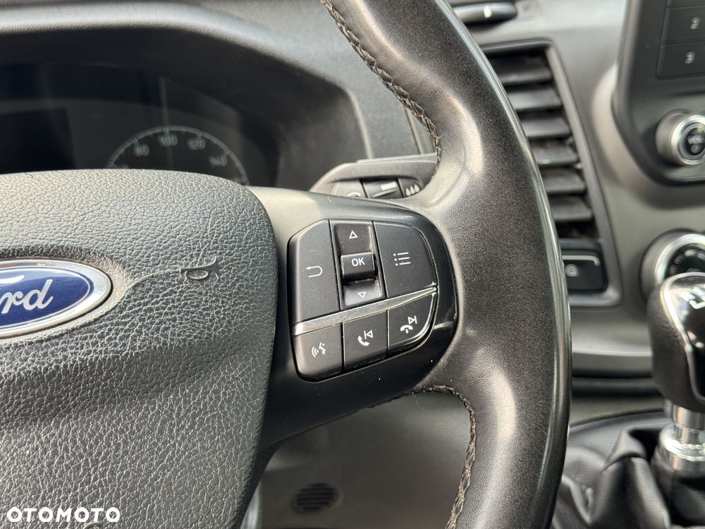 Ford Transit - 21