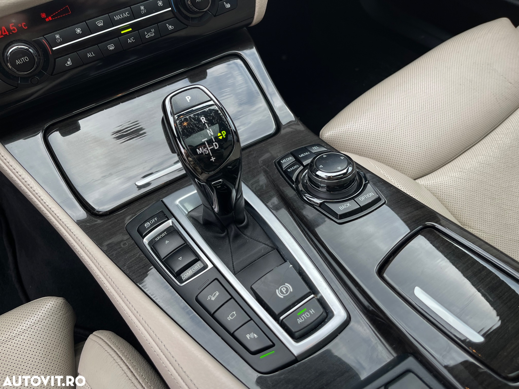 BMW Seria 5 535d xDrive - 25