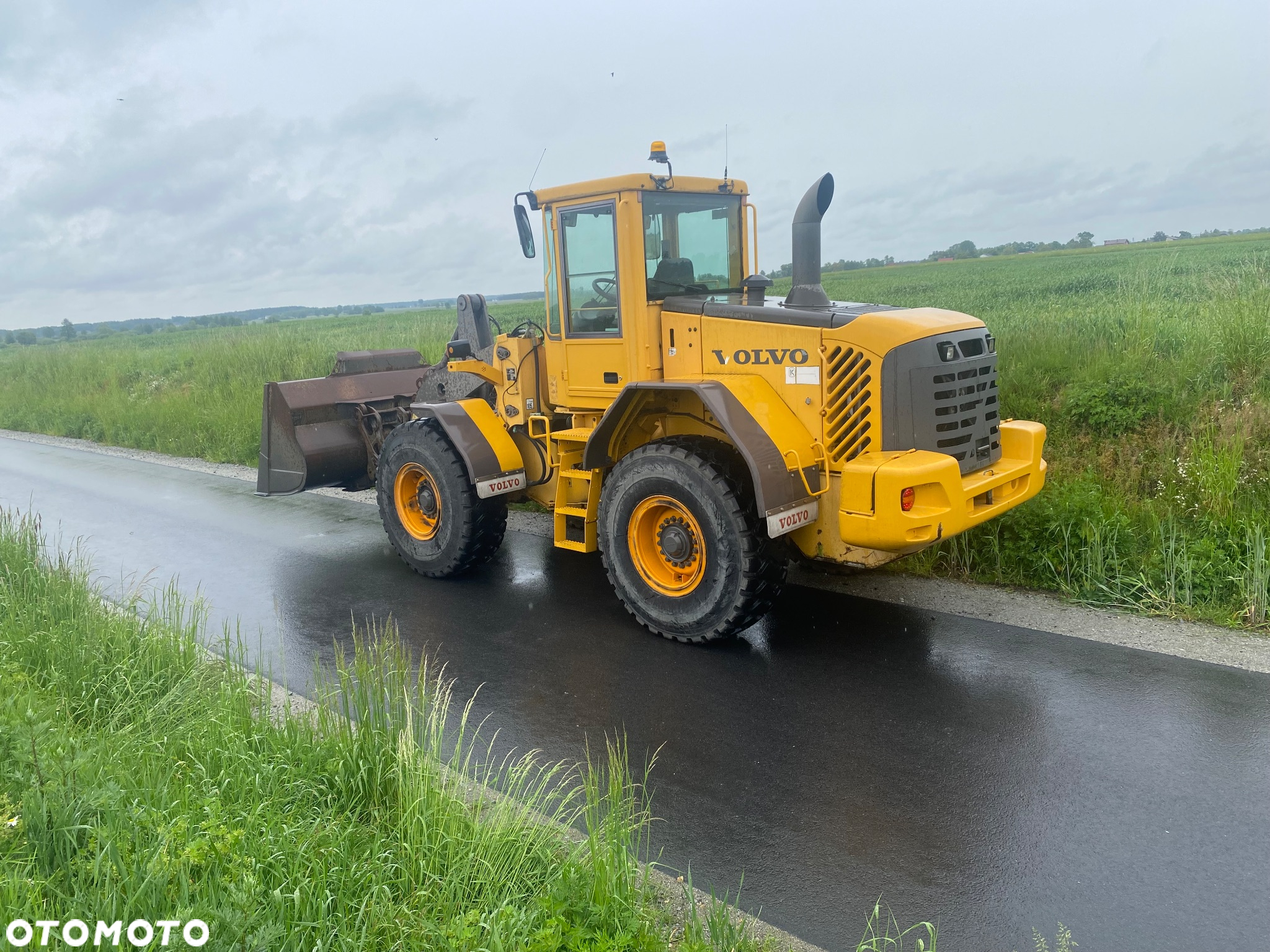 Volvo L90E - 4