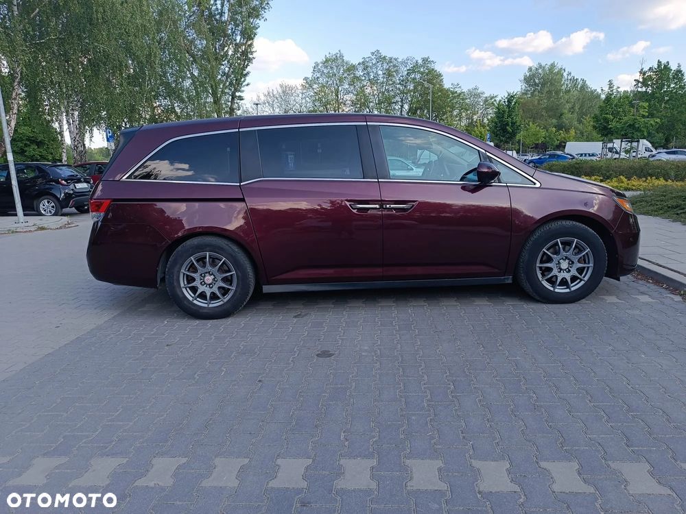Honda Odyssey 3.5 LX - 7
