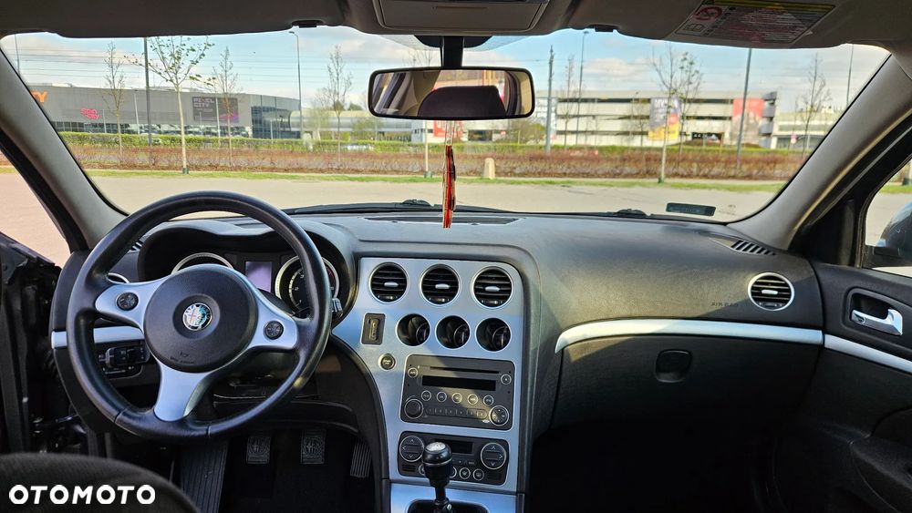 Alfa Romeo 159 - 19