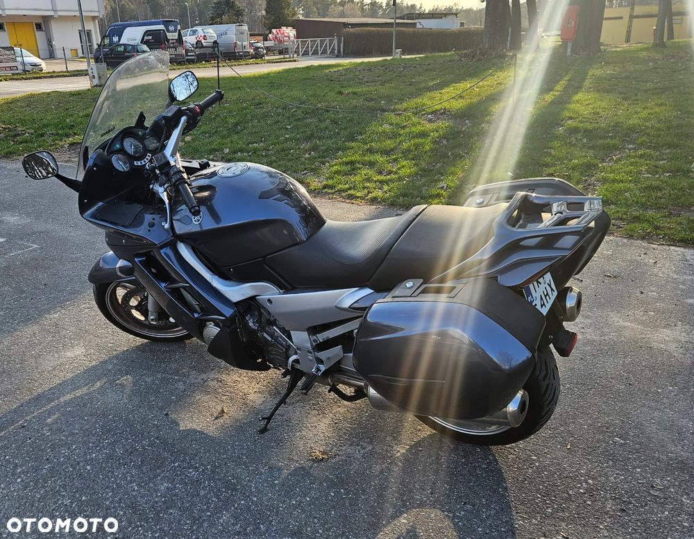 Yamaha FJR - 20