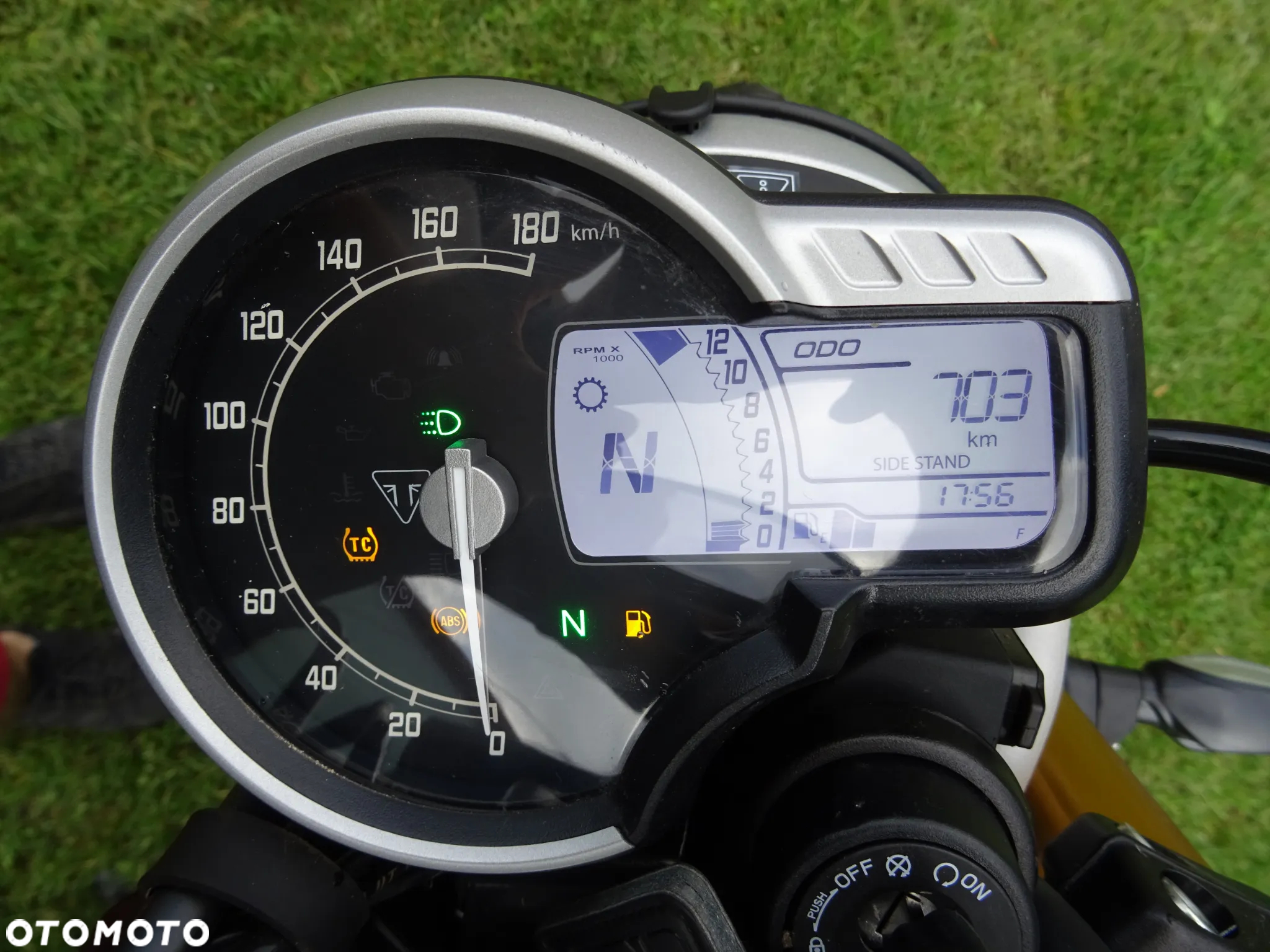 Triumph Scrambler - 9