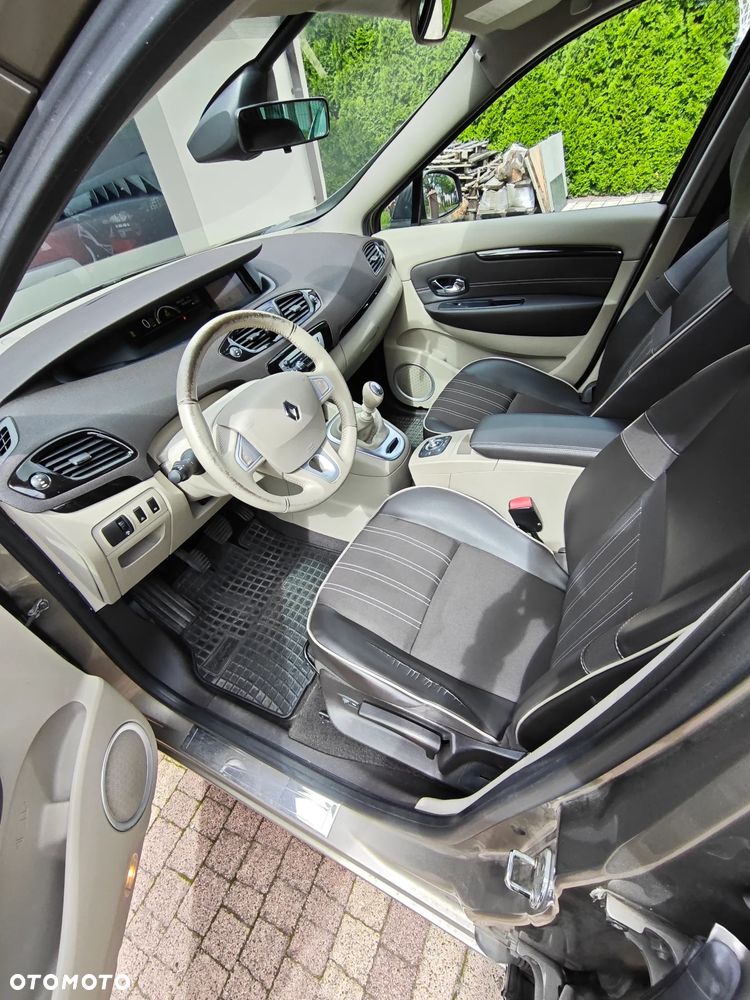 Renault Scenic 1.6 dCi Energy Privilege S&S - 6