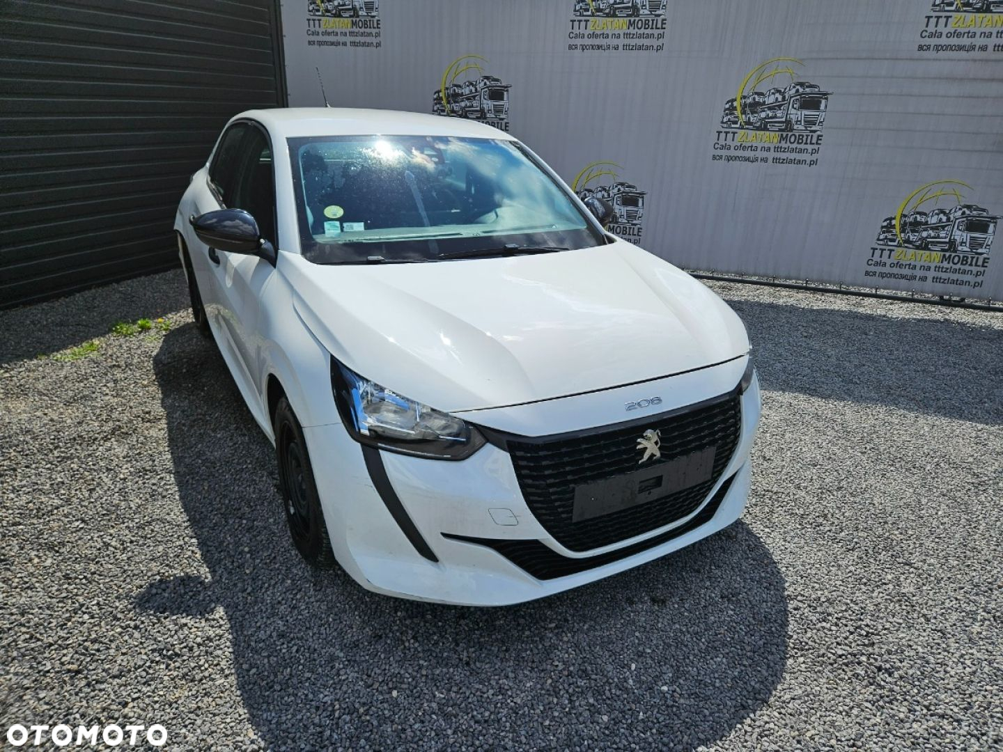Peugeot 208 - 10