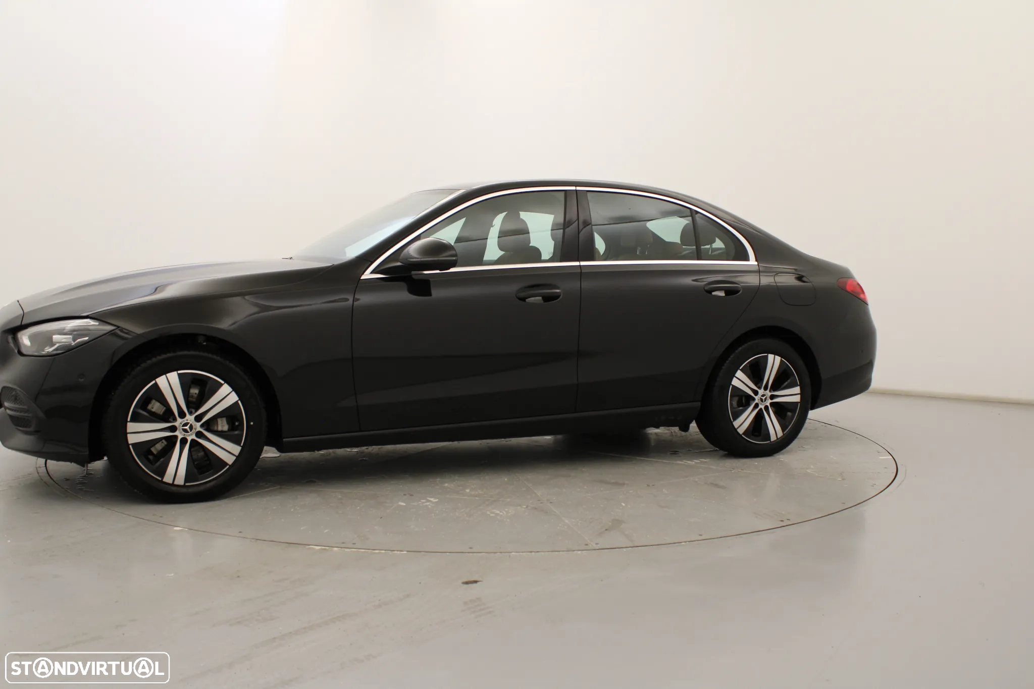 Mercedes-Benz C 300 e - 13