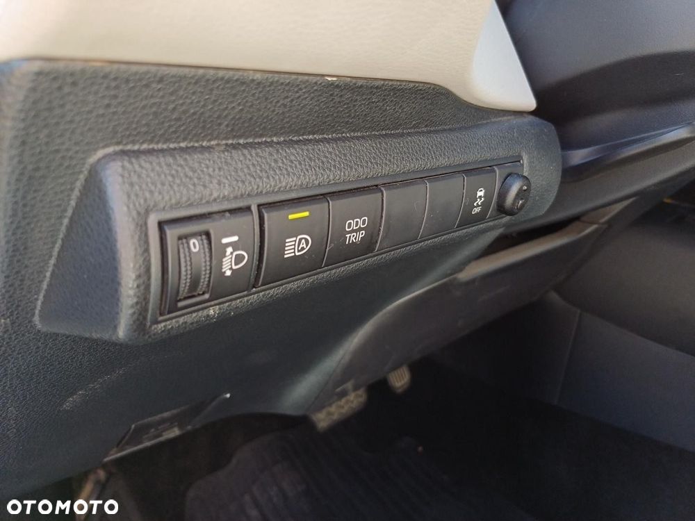 Toyota Corolla 1.8 Hybrid Style - 23