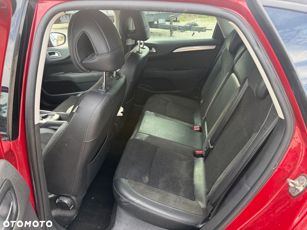 Citroën C4 PureTech 130 Stop&Start EAT8 PLUS - 11