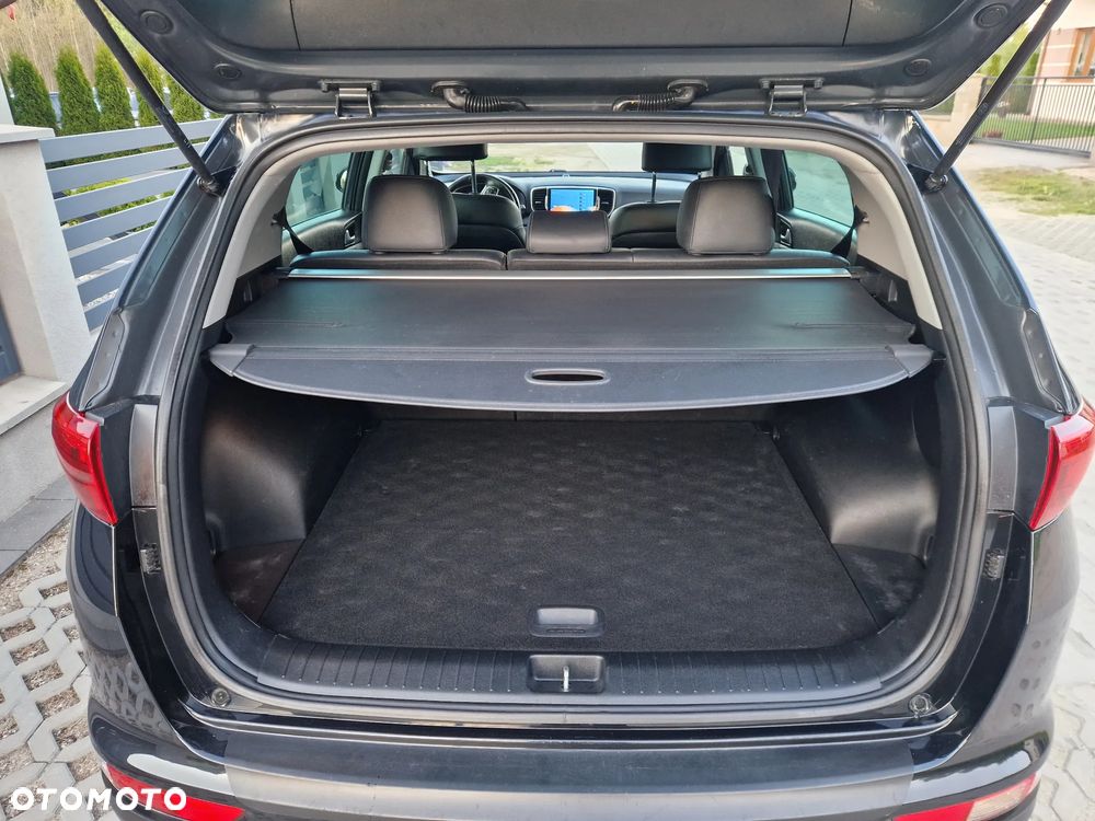 Kia Sportage 2.0 CRDI M 4WD - 9