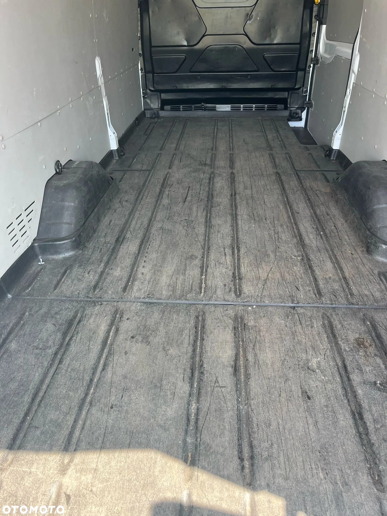 Ford Transit - 20