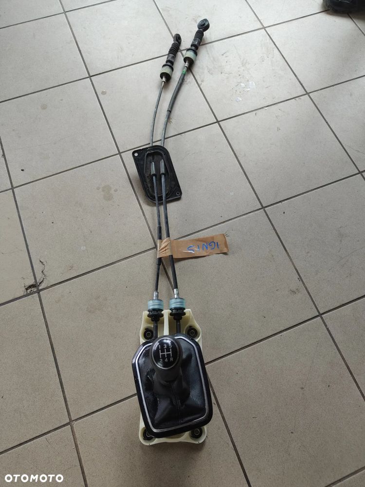 Suzuki Ignis III 1.2 benzyna 2016 wybierak skrzyni biegów+ linki