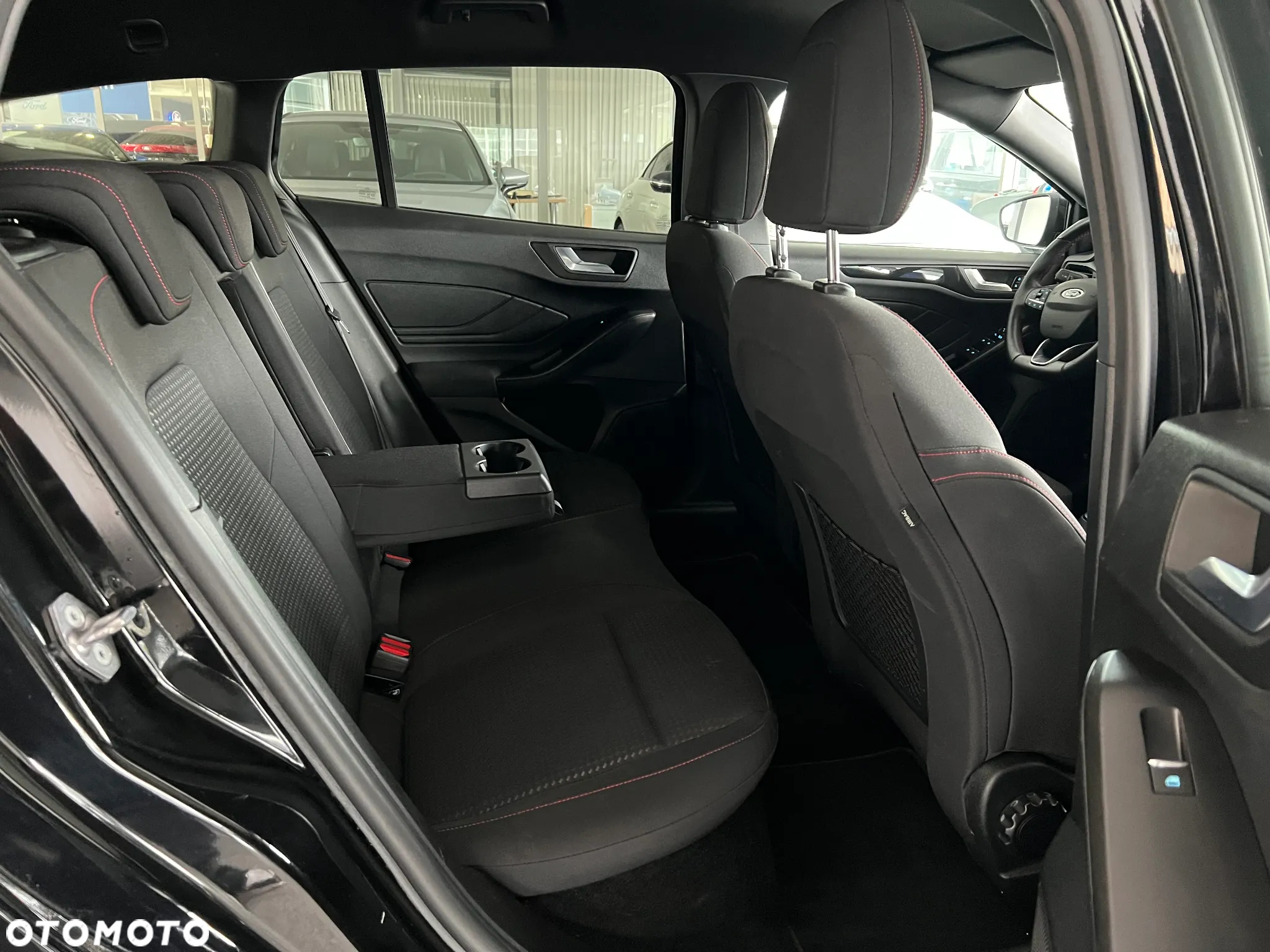 Ford Focus 1.5 EcoBlue SCR ST-Line - 38