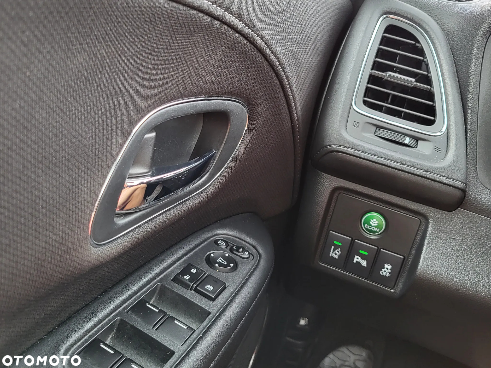 Honda HR-V 1.5 Executive (ADAS / Connect+) CVT - 20