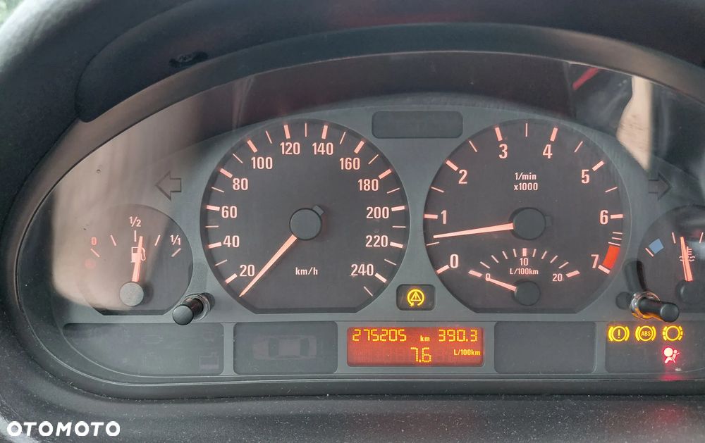 BMW Seria 3 316i - 14