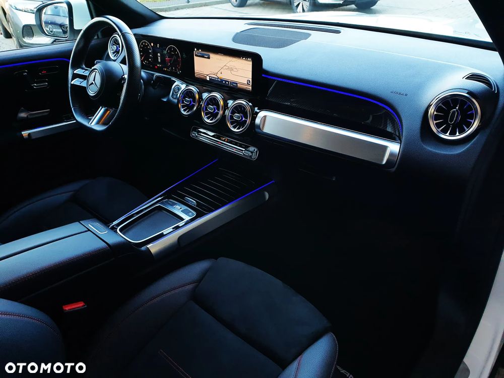 Mercedes-Benz GLB 200 d AMG Line 8G-DCT - 21