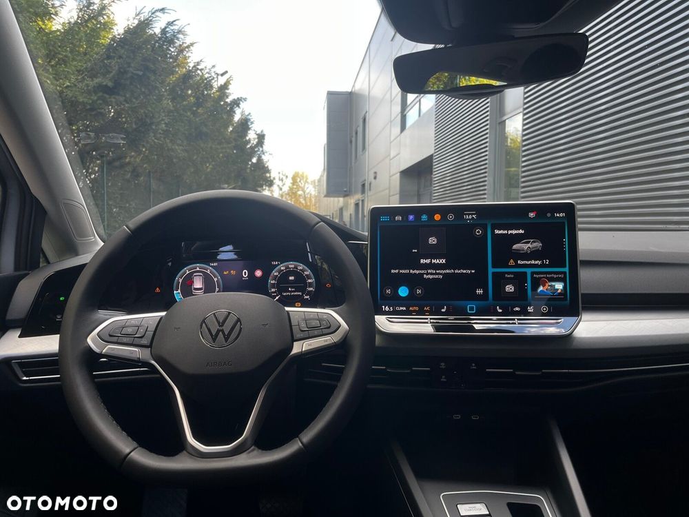 Volkswagen Golf - 16