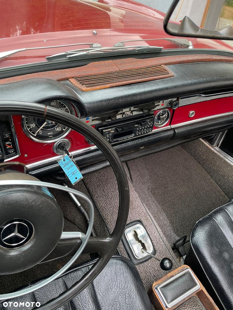 Mercedes-Benz 280 - 13