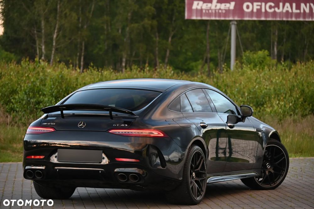 Mercedes-Benz AMG GT 43 4-Matic+ - 22